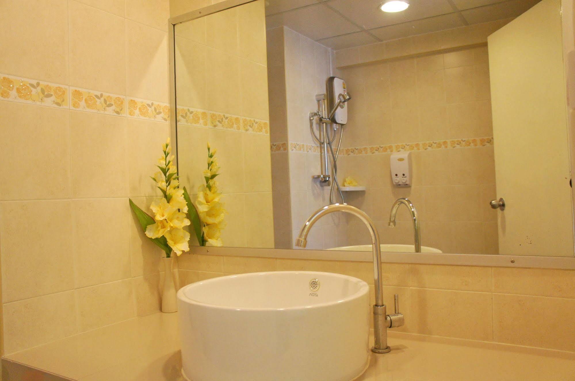 The Nest Serviced Apartment Bangkok Dış mekan fotoğraf
